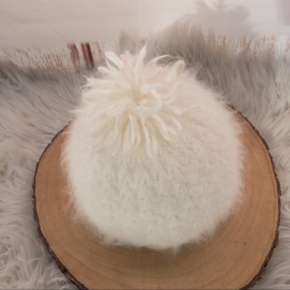 Vintage HOLT RENFREW Angora/Wool Cream Hat Made in Italy - Picture 5 of 12